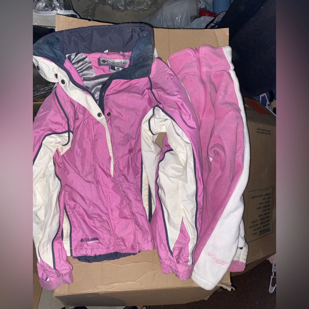 Fleece liner included